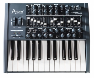 <span>Arturia</span> MINIBRUTE